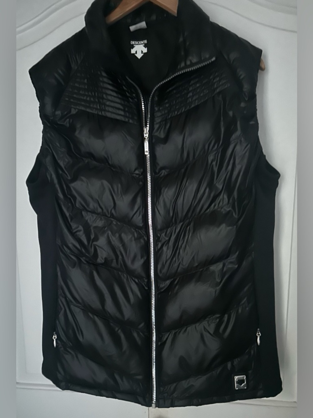 Classy Descente  Vest
